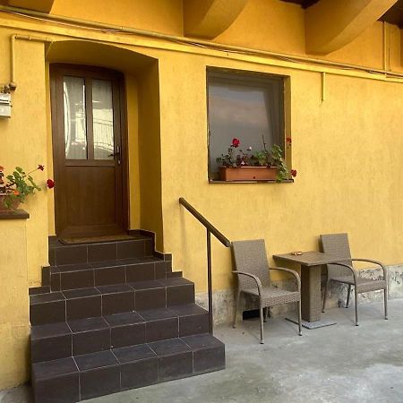 Bretsara Apartment Bistrita  Ngoại thất bức ảnh
